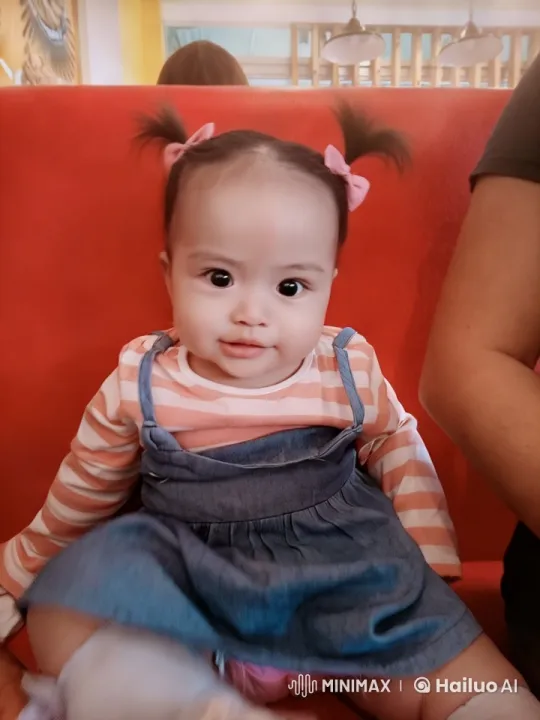 Baby's Joyful Kung Fu Dance in Vibrant Restaurant – AI Generated Video | Hailuo AI