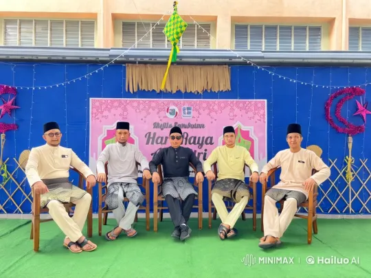 Malay Dressed Men Watch Kungfu Display – AI Generated Video | Hailuo AI