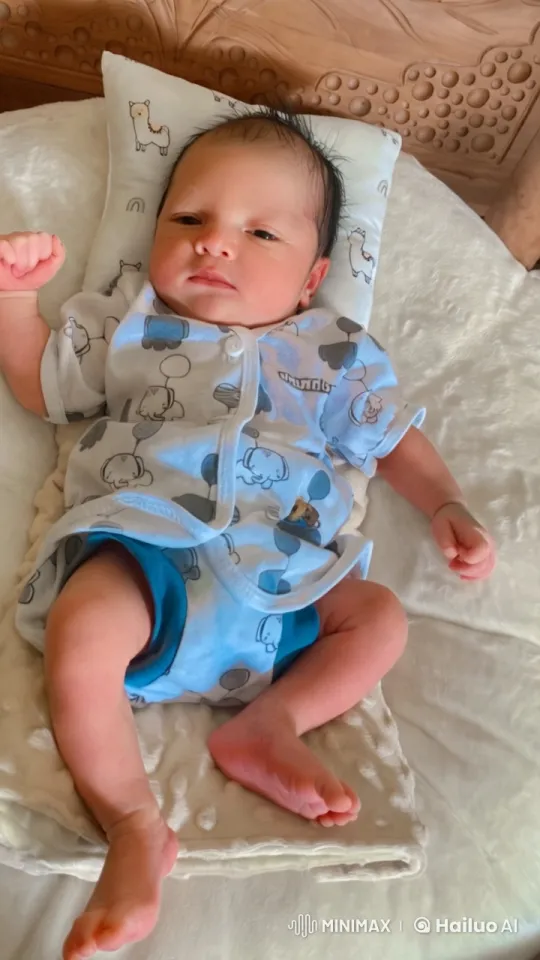 Baby's Playful Dance and Kungfu Moves – AI Generated Video | Hailuo AI