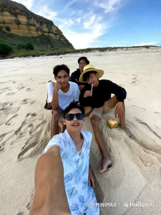 Beach Kungfu Display and Friendship Moments – AI Generated Video | Hailuo AI