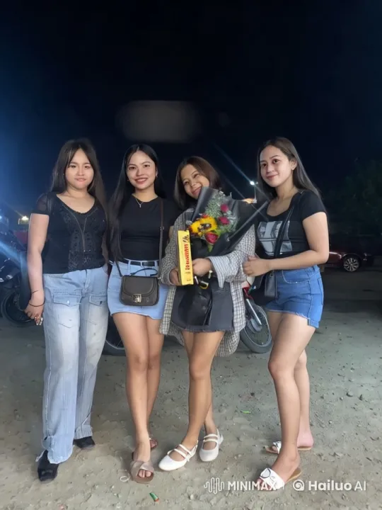 Nighttime Kung Fu Performance by Four Young Women – AI Generated Video | Hailuo AI