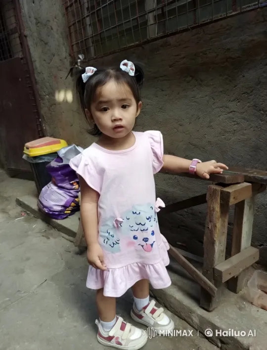 Young Girl Showcases Playful Energy in Alley – AI Generated Video | Hailuo AI