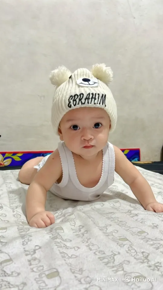 Baby Graham Dances Joyfully in White Outfit – AI Generated Video | Hailuo AI