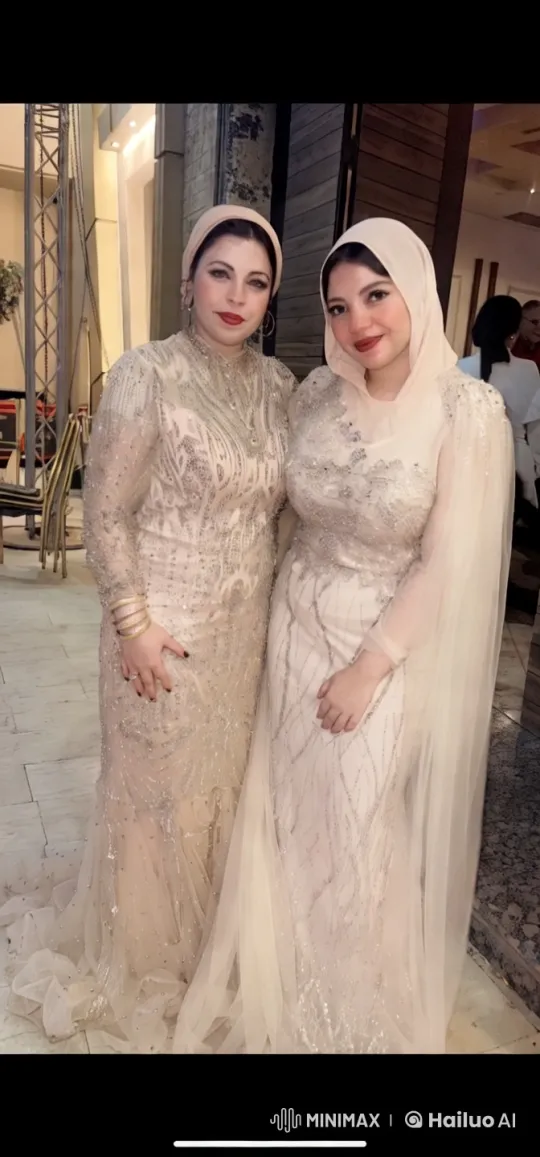Elegant Women Showcase Sophisticated Gowns at Formal Event – AI Generated Video | Hailuo AI