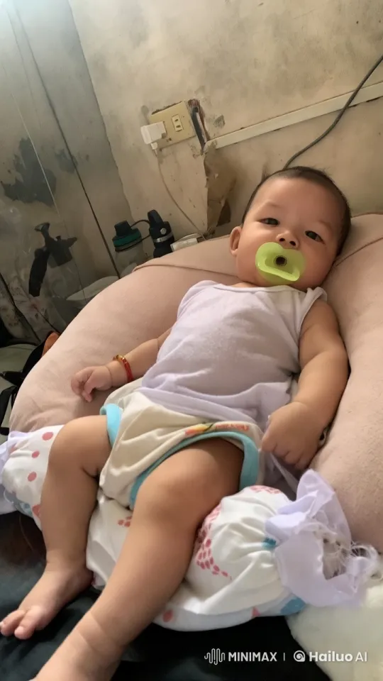 Baby Dancing Energetically in Rustic Setting – AI Generated Video | Hailuo AI