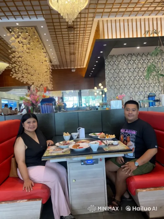 High-End Restaurant Kungfu Fight with Elegant Setting – AI Generated Video | Hailuo AI