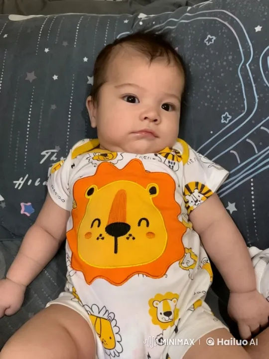 Baby's Playful Dance and Kungfu Poses – AI Generated Video | Hailuo AI