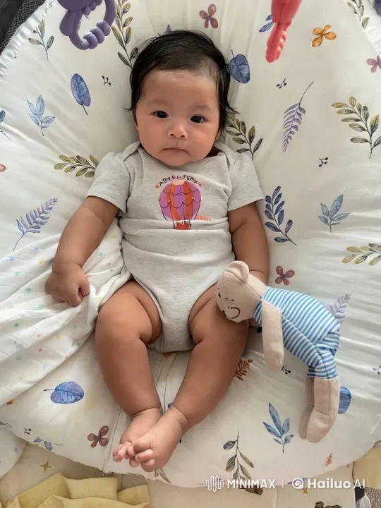 Baby's Playful Dance and Kungfu Moves – AI Generated Video | Hailuo AI