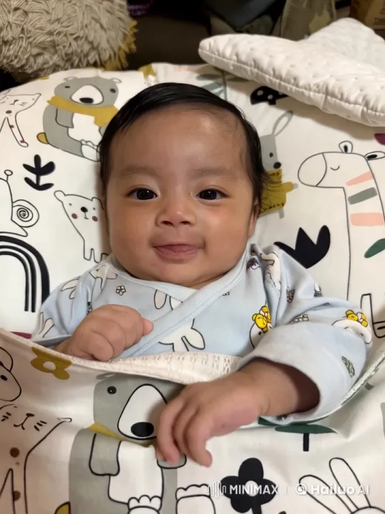 Baby's Playful Dance and Kungfu Moves – AI Generated Video | Hailuo AI