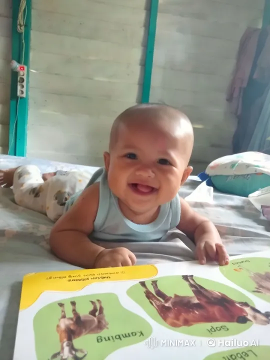 Baby's Joyful Dance and Playful Kungfu Moves – AI Generated Video | Hailuo AI