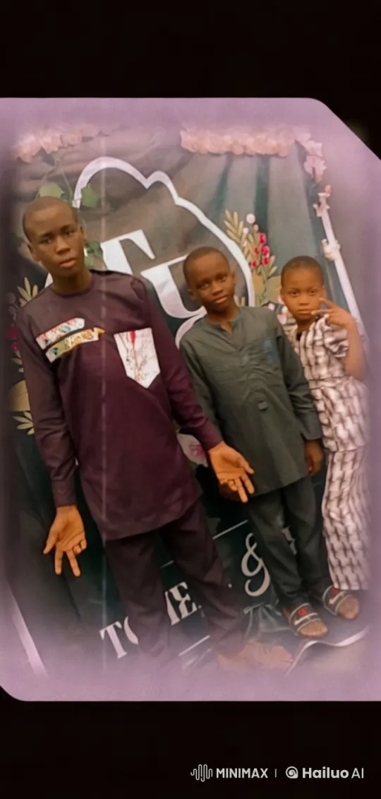 Children Display Martial Arts Skills in Front of Floral Backdrop – AI Generated Video | Hailuo AI