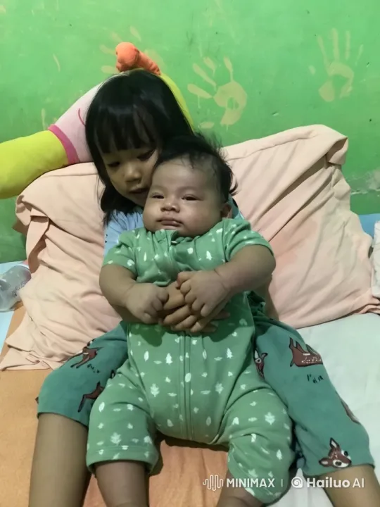 Child Dances Enthusiastically in Patterned Pajamas – AI Generated Video | Hailuo AI