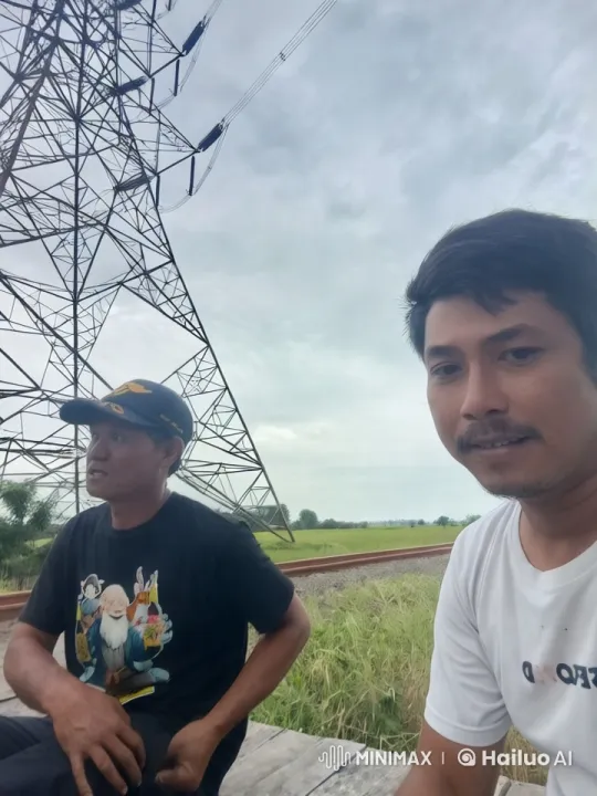 Kungfu Duel by Railway with Dramatic Landscape – AI Generated Video | Hailuo AI