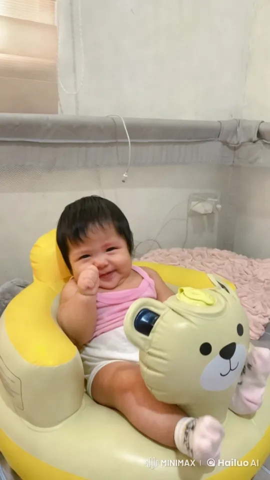 Baby Dancing in Cozy Room with High Aesthetic – AI Generated Video | Hailuo AI