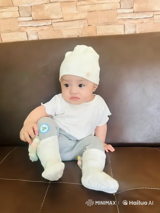 Baby's Playful Dance and Kung Fu Moves – AI Generated Video | Hailuo AI