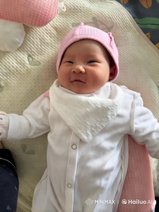 Baby's Joyful Dance and Playful Punches – AI Generated Video | Hailuo AI