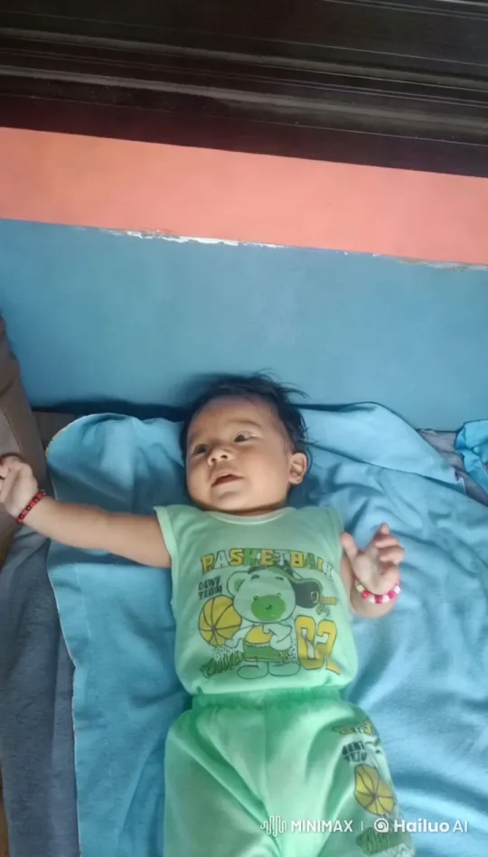 Baby's Joyful Kungfu Dance in Cozy Room – AI Generated Video | Hailuo AI