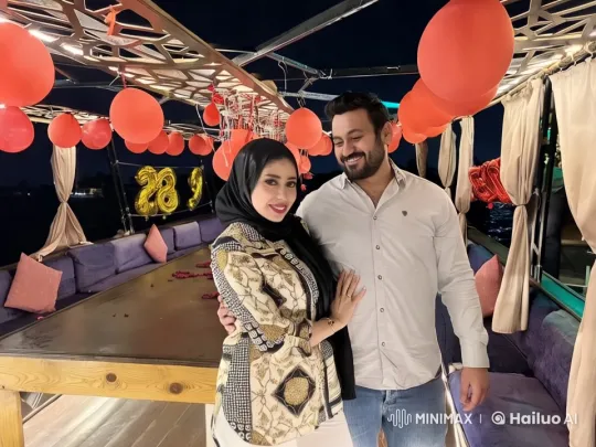 Couple Celebrates on Decorated Boat, Evades Gorilla Chase – AI Generated Video | Hailuo AI
