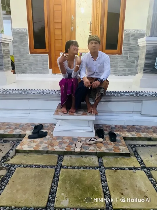 Couple's Martial Arts Display and Romantic Embrace – AI Generated Video | Hailuo AI