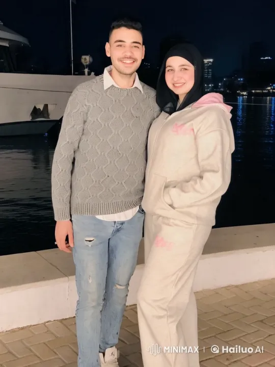 Couple's Romantic Night by the Waterfront in Live2D Animation – AI Generated Video | Hailuo AI