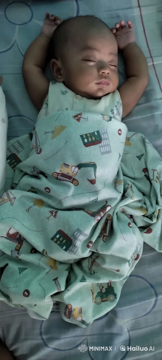 Baby Dancing Playfully on Bed with Gentle Movements – AI Generated Video | Hailuo AI