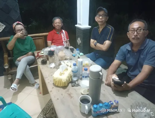 Casual Night Gathering with Friends at Patio – AI Generated Video | Hailuo AI