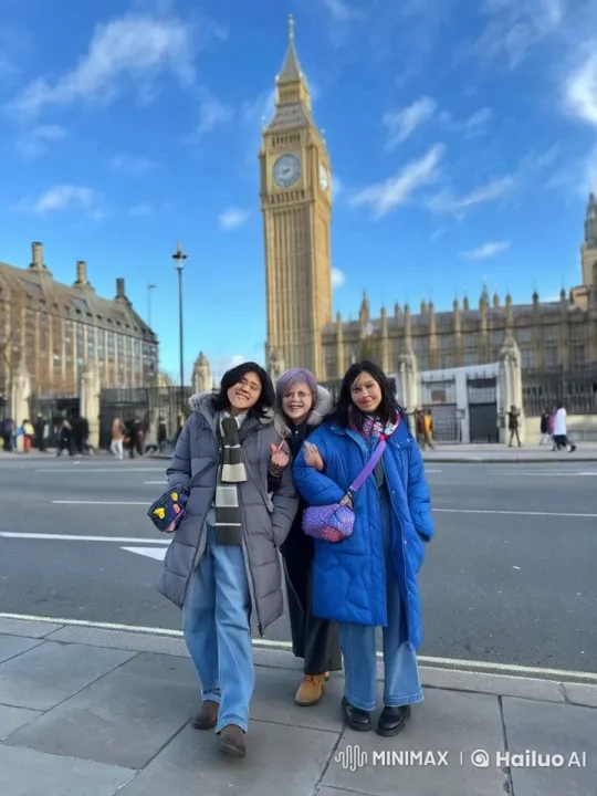 Kungfu Trio Performs in Front of Big Ben – AI Generated Video | Hailuo AI