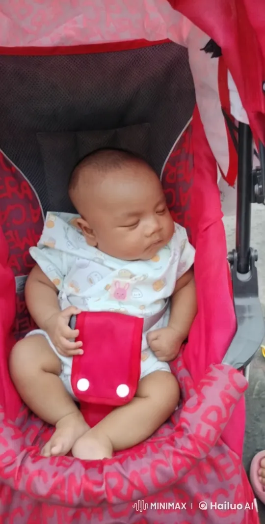 Baby's Joyful Dance and Kungfu Moves – AI Generated Video | Hailuo AI