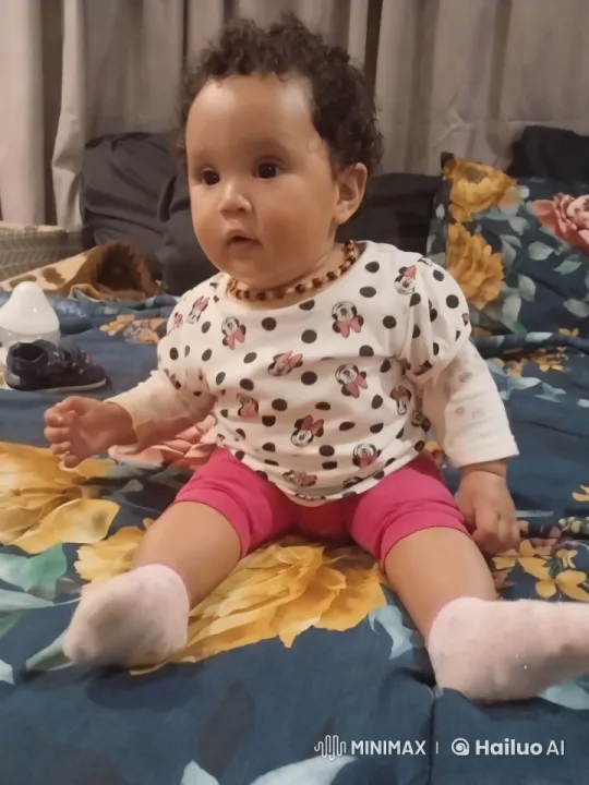 Child's Joyful Play in Cozy Bedroom Setting – AI Generated Video | Hailuo AI