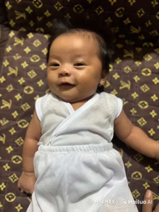 Baby Dancing with Joy on Luxurious Blanket – AI Generated Video | Hailuo AI