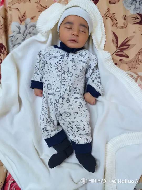 Baby with Guitar in Cozy Animated Video – AI Generated Video | Hailuo AI