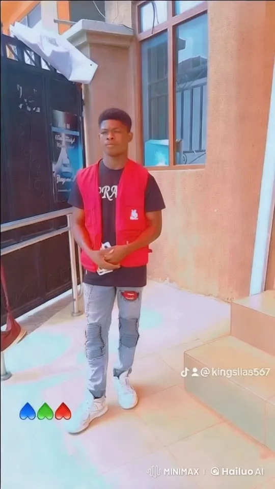 Young Man Dances Outside in Vibrant Attire – AI Generated Video | Hailuo AI