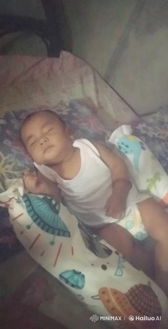 Baby's Playful Energy and Kungfu Moves Captured – AI Generated Video | Hailuo AI