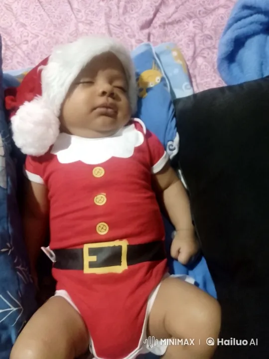 Baby Santa Dances and Mimics Kung Fu Moves – AI Generated Video | Hailuo AI