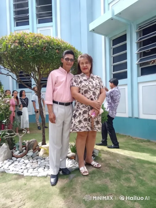 Couple's Synchronized Kungfu and Dance in Garden Setting – AI Generated Video | Hailuo AI