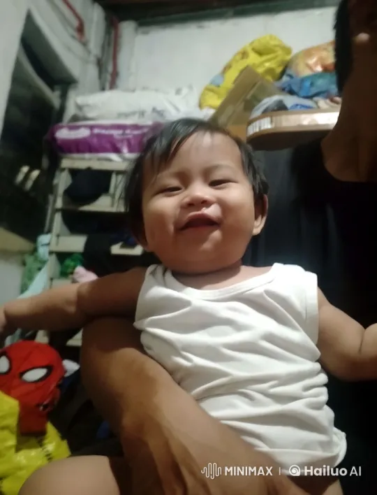 Baby Dancing Joyfully in Cluttered Room – AI Generated Video | Hailuo AI
