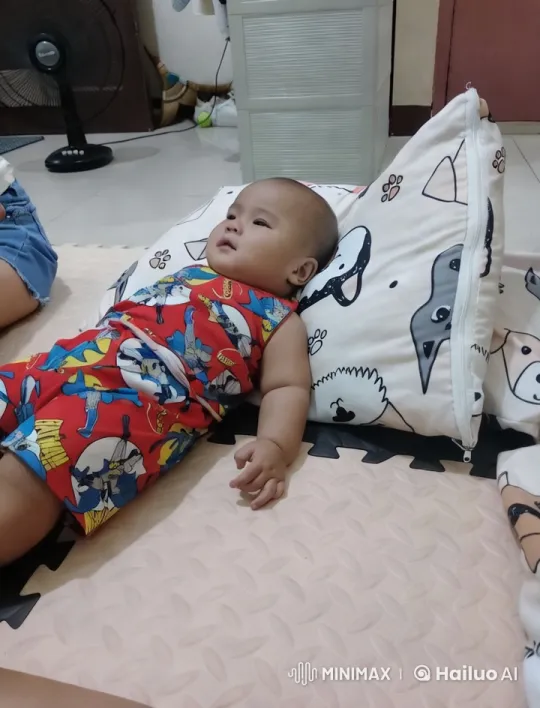 Baby's Playful Dance and Movement on Play Mat – AI Generated Video | Hailuo AI