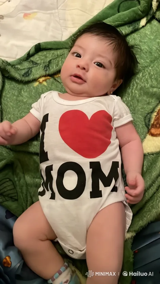 Baby's Joyful Dance and Kungfu Mimicry – AI Generated Video | Hailuo AI