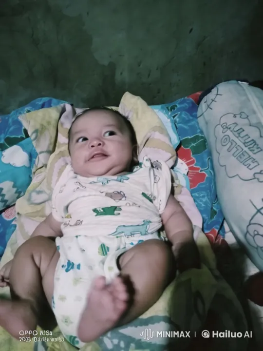 Baby Dancing Joyfully in Cozy Bed Setting – AI Generated Video | Hailuo AI