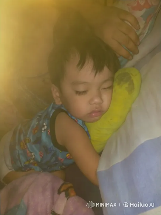 Child Enthusiastically Performs Kungfu on Bed – AI Generated Video | Hailuo AI