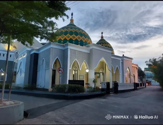 Aesthetic Evening View of a Grand Mosque – AI Generated Video | Hailuo AI