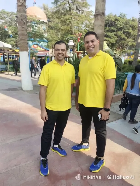 Playful Fight in Vibrant Amusement Park Setting – AI Generated Video | Hailuo AI