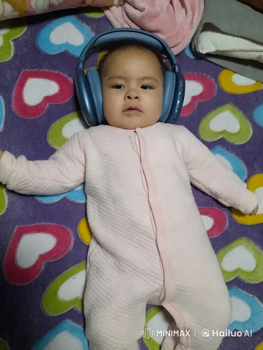 Baby's Adorable Kungfu Dance with Colorful Background – AI Generated Video | Hailuo AI