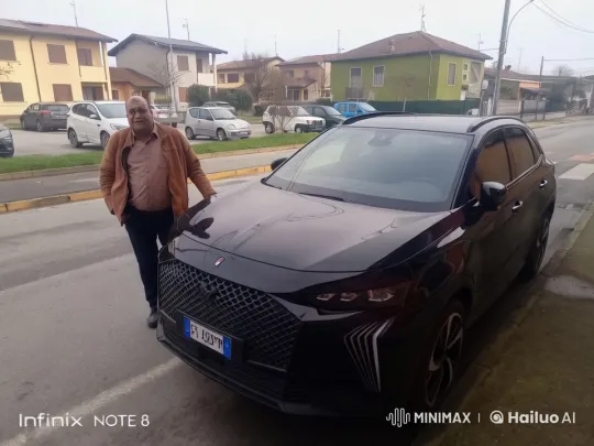 Man Drives Away in Modern SUV in Suburban Street Scene – AI Generated Video | Hailuo AI