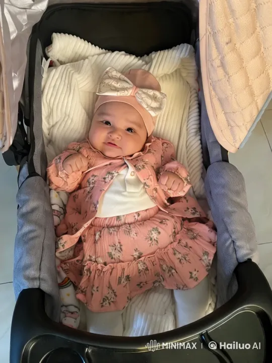 Baby Dances and Pitches in Aesthetic Video – AI Generated Video | Hailuo AI