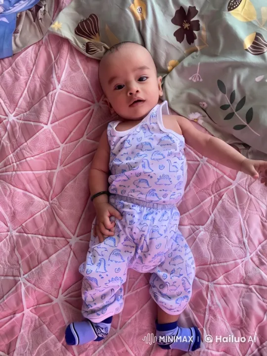 Baby's Joyful Kung Fu Dance on Pink Quilt – AI Generated Video | Hailuo AI