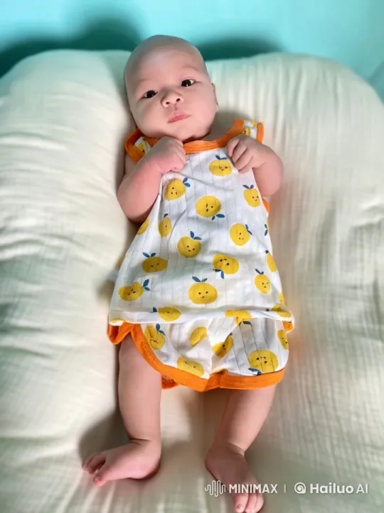 Baby's Joyful Dance in Cheerful Fruit-Print Outfit – AI Generated Video | Hailuo AI