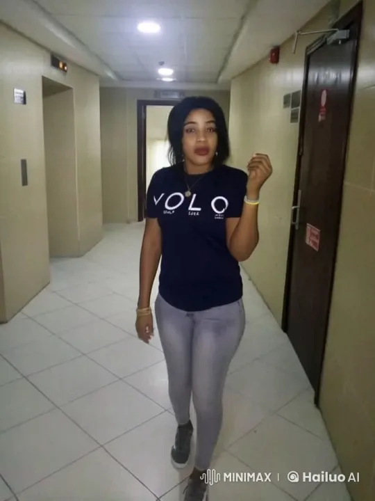 Woman Showcases Martial Arts Skills in Live2D Animation – AI Generated Video | Hailuo AI