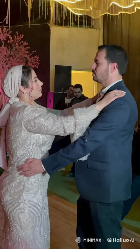 Elegant Couple Engages in Graceful Kung Fu Battle – AI Generated Video | Hailuo AI