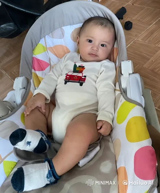 Baby's Joyful Dance and Playful Kung Fu Moves – AI Generated Video | Hailuo AI